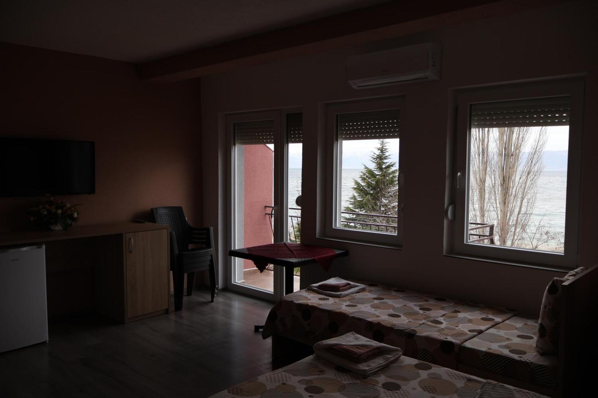 Ajkoski Apartments Pestani Peštani Exterior foto